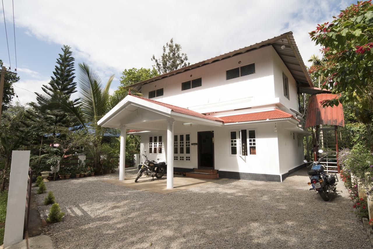 Lizmerrycasa Homestay Munnar Exterior foto